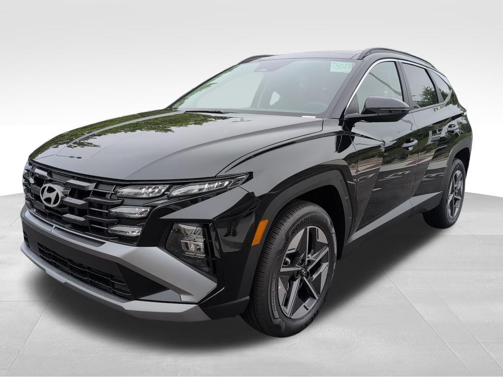 new 2025 Hyundai TUCSON Hybrid car, priced at $34,135
