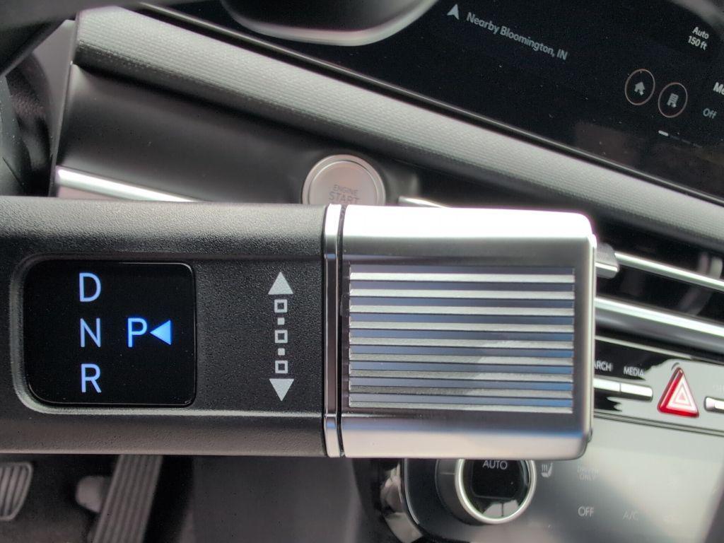 new 2025 Hyundai TUCSON Hybrid car, priced at $34,135