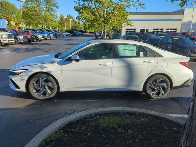 new 2024 Hyundai Elantra car, priced at $28,196