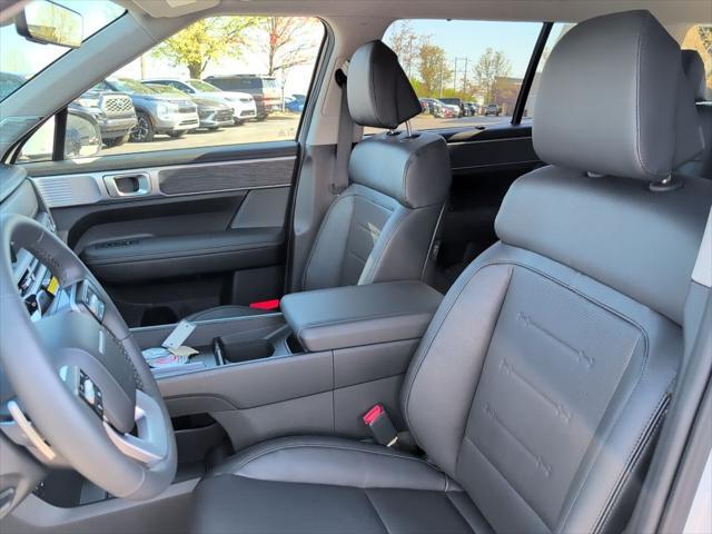 new 2025 Hyundai Santa Fe car, priced at $46,367