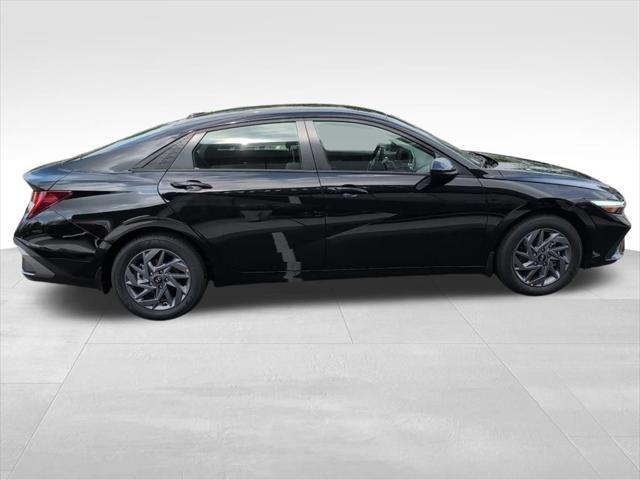 new 2025 Hyundai ELANTRA HEV car, priced at $24,959