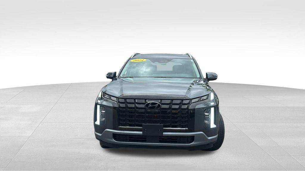 used 2024 Hyundai Palisade car, priced at $35,152