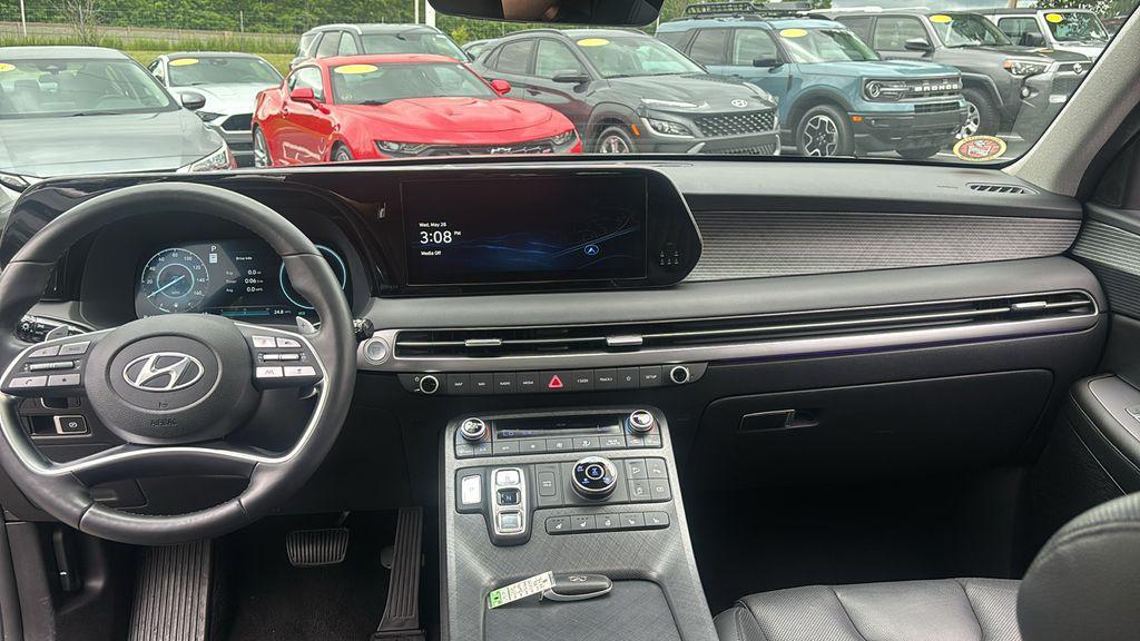 used 2024 Hyundai Palisade car, priced at $35,152