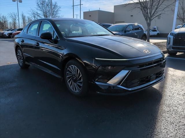 new 2024 Hyundai Sonata Hybrid car, priced at $29,899