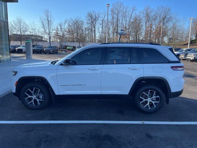 used 2023 Jeep Grand Cherokee car, priced at $35,852