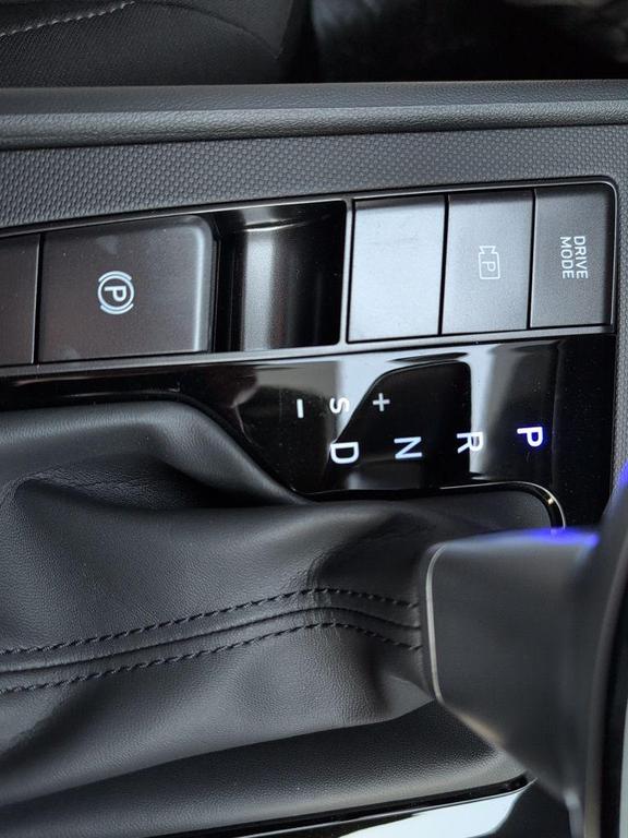 new 2025 Hyundai ELANTRA HEV car, priced at $25,848