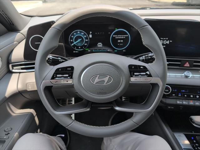 new 2025 Hyundai Elantra car, priced at $25,836