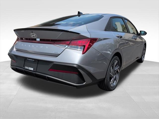 new 2025 Hyundai Elantra car, priced at $25,836