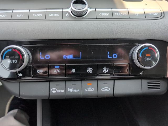 new 2025 Hyundai Elantra car, priced at $25,836