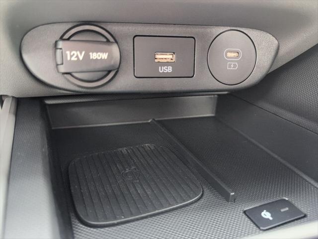 new 2025 Hyundai Elantra car, priced at $25,836