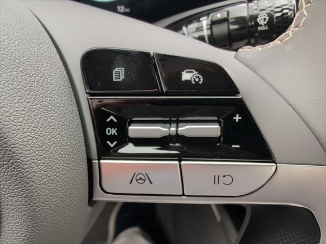 new 2025 Hyundai Elantra car, priced at $25,836