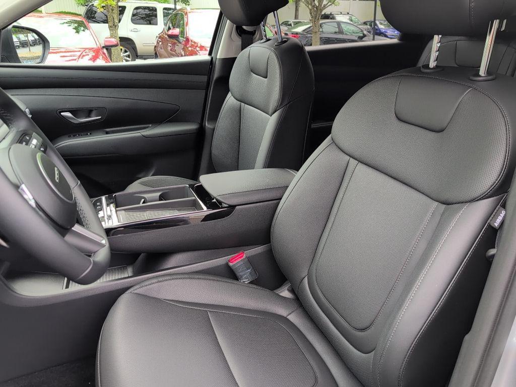 new 2025 Hyundai TUCSON Hybrid car, priced at $35,072