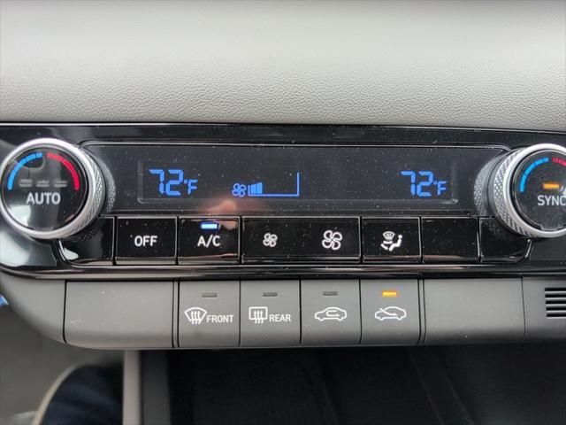 new 2025 Hyundai Elantra car, priced at $22,911