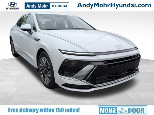 new 2025 Hyundai Sonata Hybrid car, priced at $31,220