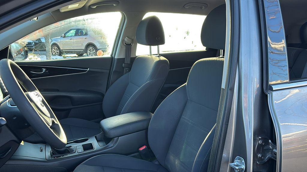 used 2019 Kia Sorento car, priced at $10,661