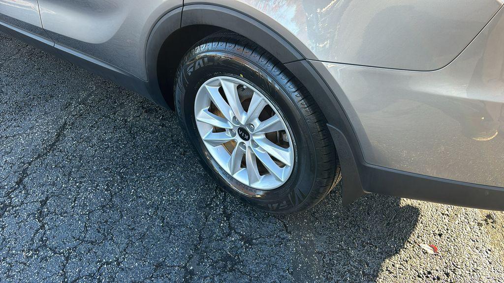 used 2019 Kia Sorento car, priced at $10,661