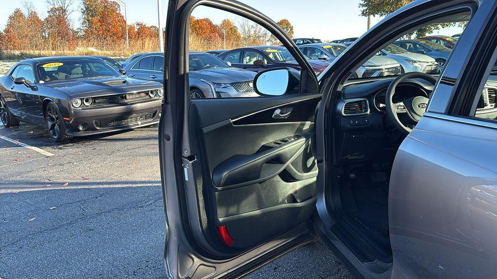 used 2019 Kia Sorento car, priced at $10,661