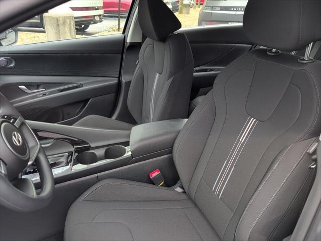 new 2025 Hyundai ELANTRA HEV car, priced at $24,994