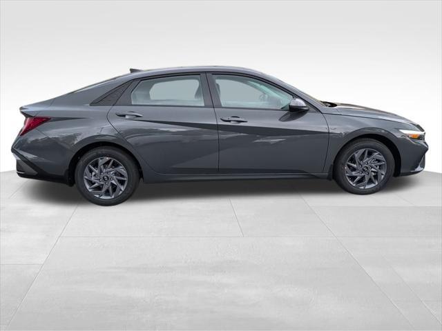 new 2025 Hyundai ELANTRA HEV car, priced at $24,931