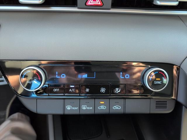 new 2025 Hyundai Elantra car, priced at $23,396