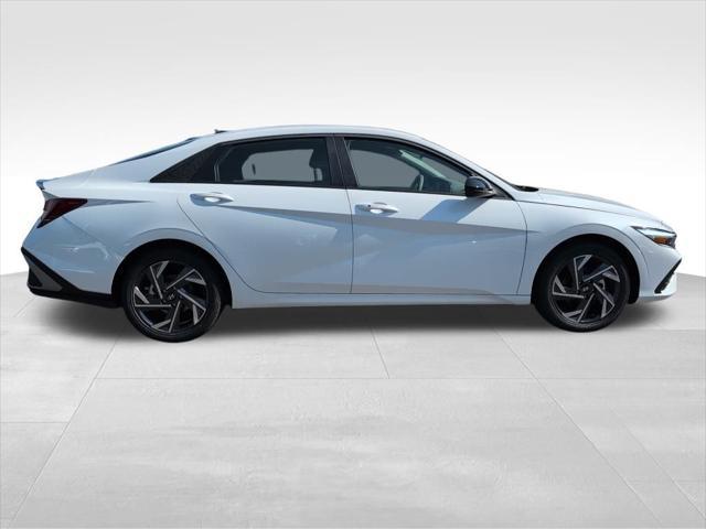 new 2025 Hyundai Elantra car, priced at $23,396