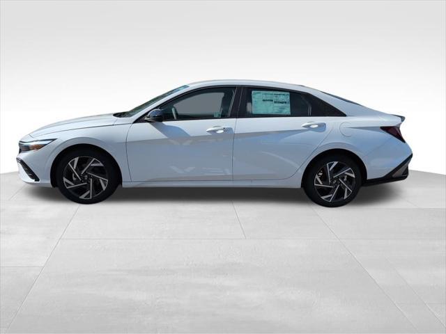 new 2025 Hyundai Elantra car, priced at $23,396