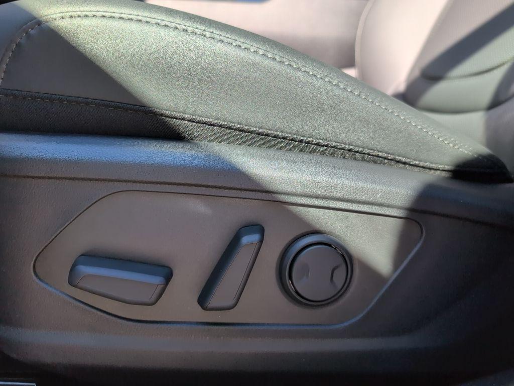 new 2026 Hyundai TUCSON Hybrid car, priced at $35,255