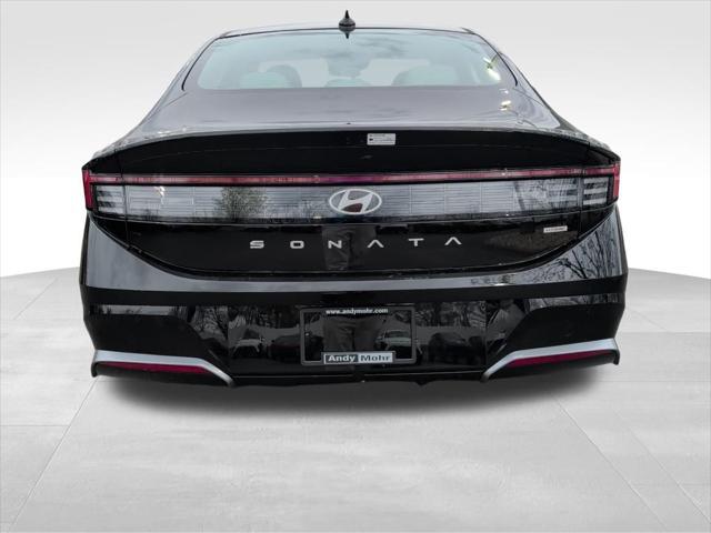 new 2025 Hyundai Sonata car, priced at $29,869