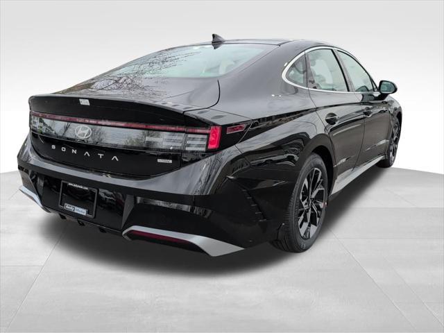 new 2025 Hyundai Sonata car, priced at $29,869