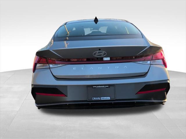 new 2025 Hyundai Elantra car, priced at $24,594