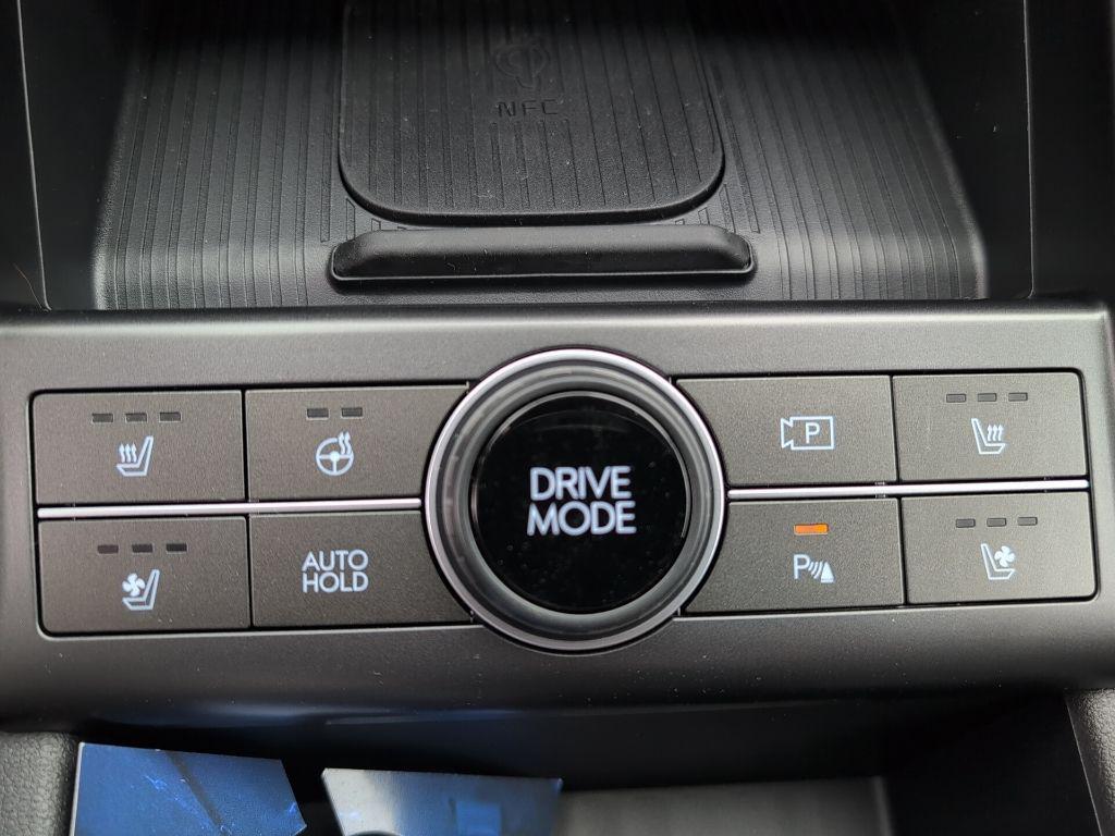 new 2025 Hyundai Kona EV car, priced at $34,785