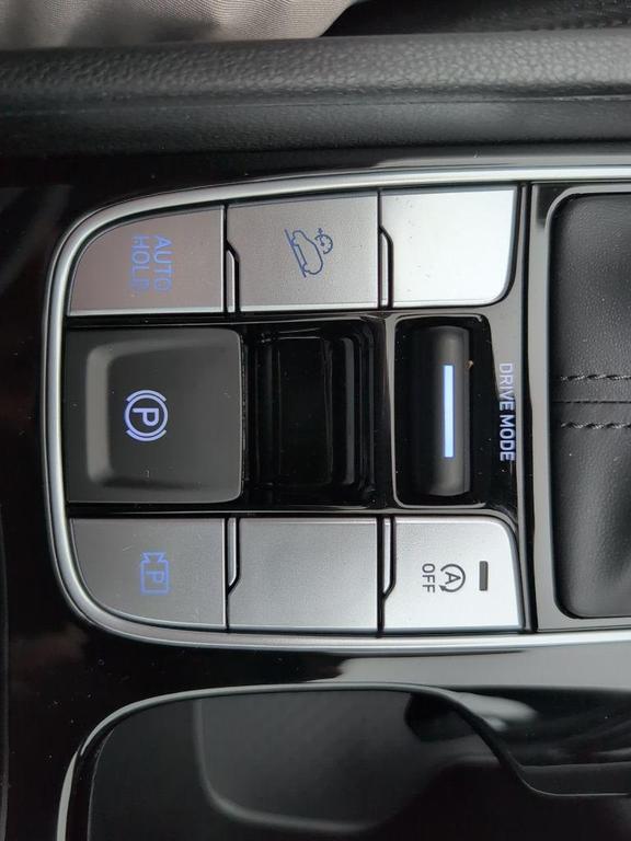 new 2026 Hyundai Tucson car, priced at $27,836