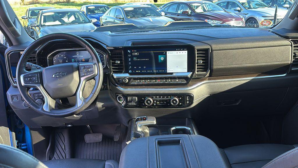 used 2022 Chevrolet Silverado 1500 car, priced at $42,587