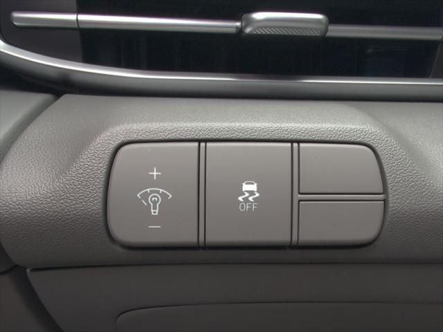 new 2025 Hyundai Elantra car, priced at $22,916