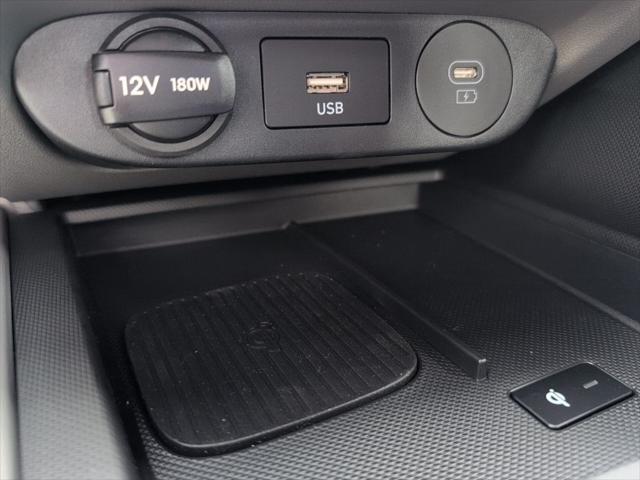 new 2025 Hyundai Elantra car, priced at $22,916
