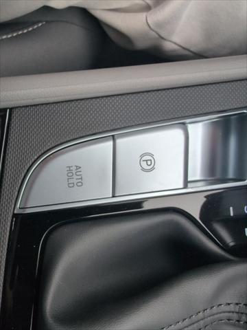 new 2025 Hyundai Elantra car, priced at $25,432