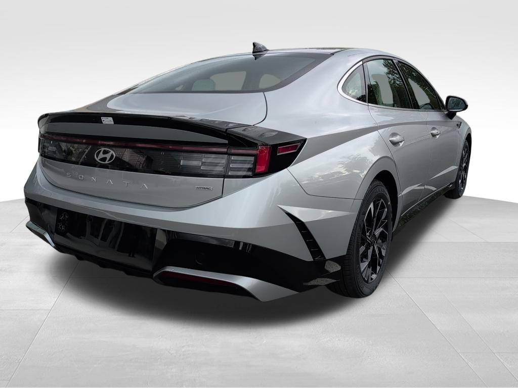 new 2025 Hyundai Sonata car, priced at $28,214