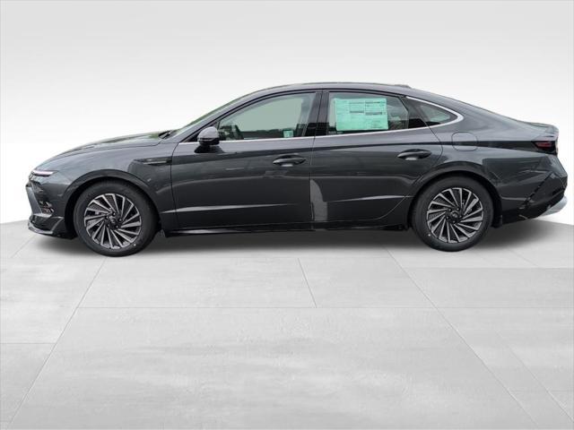 new 2025 Hyundai Sonata Hybrid car, priced at $36,760