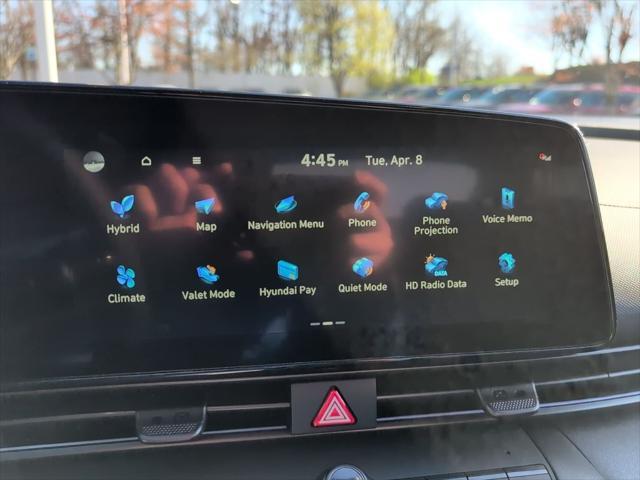 new 2025 Hyundai Elantra car, priced at $27,828