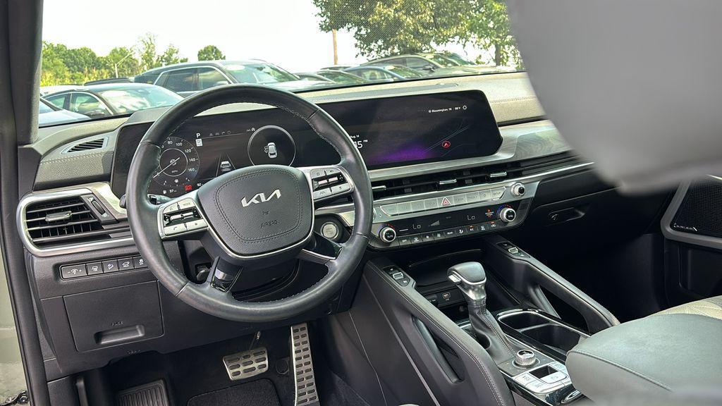 used 2023 Kia Telluride car, priced at $37,379