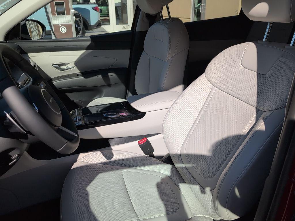 new 2025 Hyundai TUCSON Hybrid car, priced at $35,300
