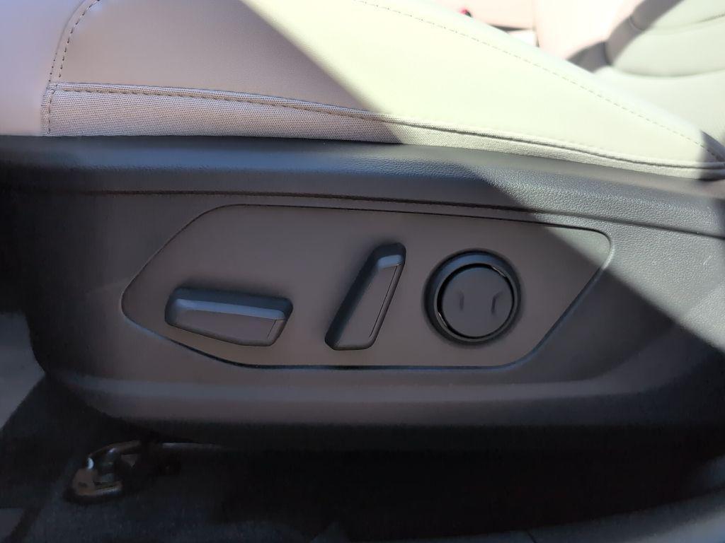 new 2025 Hyundai TUCSON Hybrid car, priced at $35,300