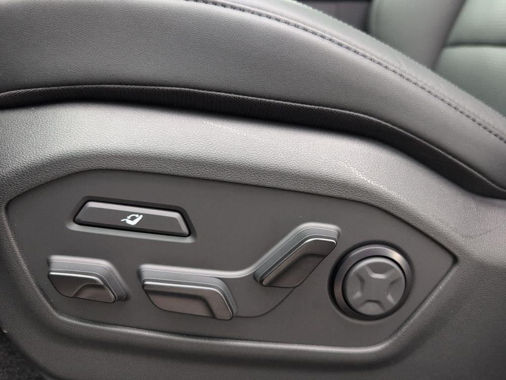 new 2026 Hyundai SANTA FE HEV car, priced at $49,067