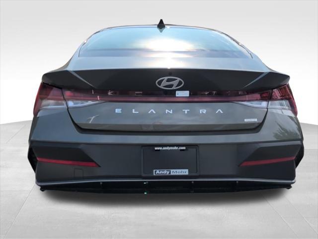 new 2025 Hyundai Elantra car, priced at $28,383