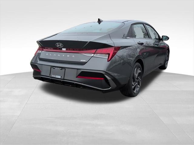 new 2025 Hyundai Elantra car, priced at $29,517