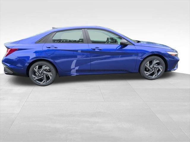new 2025 Hyundai Elantra car, priced at $22,660