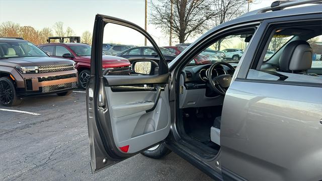 used 2013 Kia Sorento car, priced at $6,500