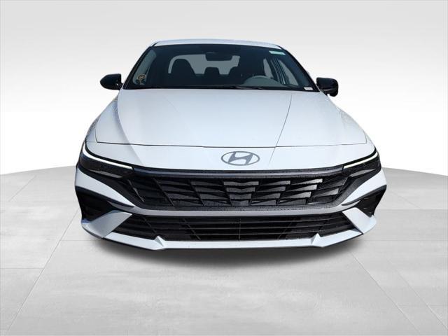 new 2025 Hyundai Elantra car, priced at $23,275