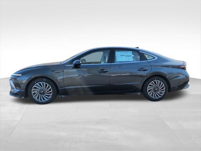 new 2025 Hyundai Sonata Hybrid car, priced at $37,277