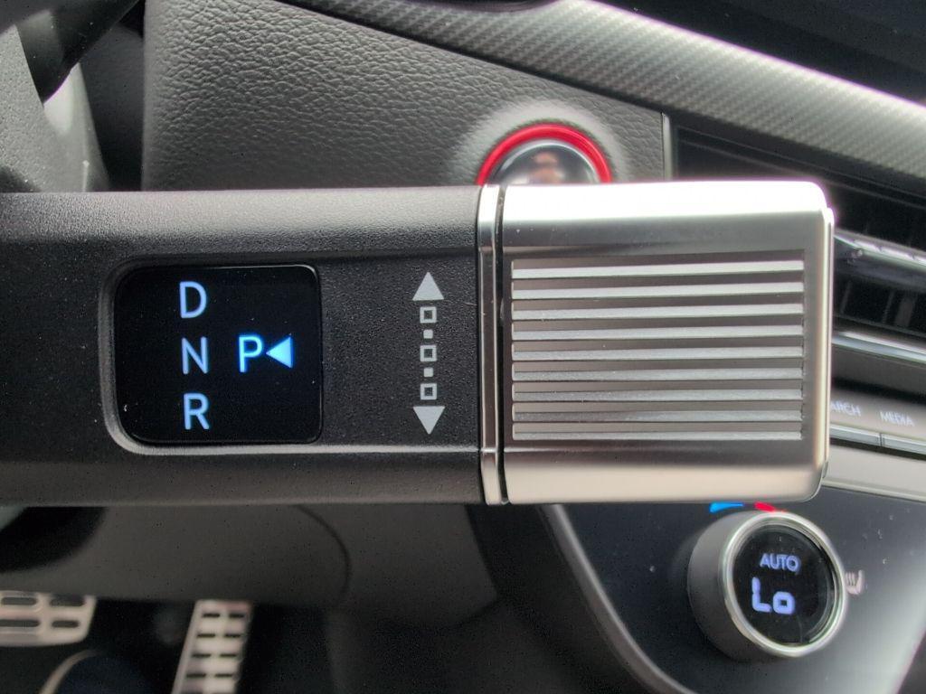 new 2025 Hyundai Sonata car, priced at $33,914